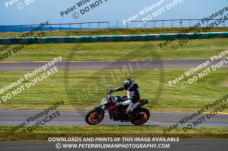 anglesey no limits trackday;anglesey photographs;anglesey trackday photographs;enduro digital images;event digital images;eventdigitalimages;no limits trackdays;peter wileman photography;racing digital images;trac mon;trackday digital images;trackday photos;ty croes